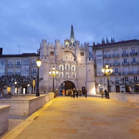 Vivienda De Uso Turistico En El Corazon De Burgos Apartment Екстериор снимка