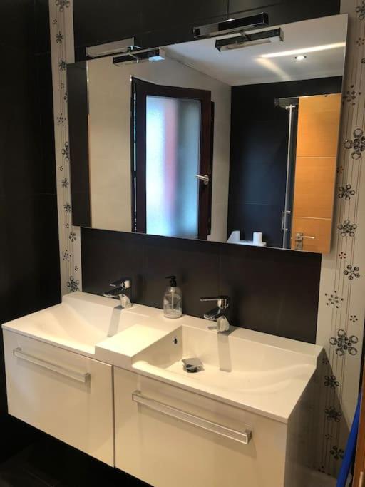 Vivienda De Uso Turistico En El Corazon De Burgos Apartment Екстериор снимка