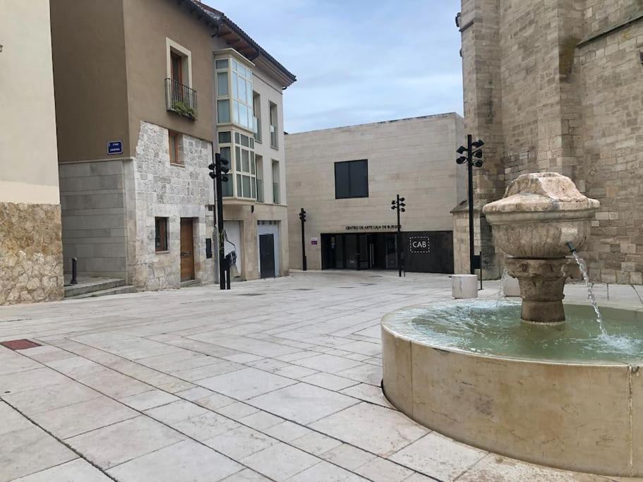 Vivienda De Uso Turistico En El Corazon De Burgos Apartment Екстериор снимка